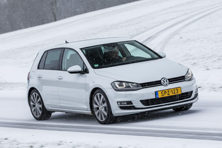 Auto Express Winterbandentest 2025 (225/45 R17)