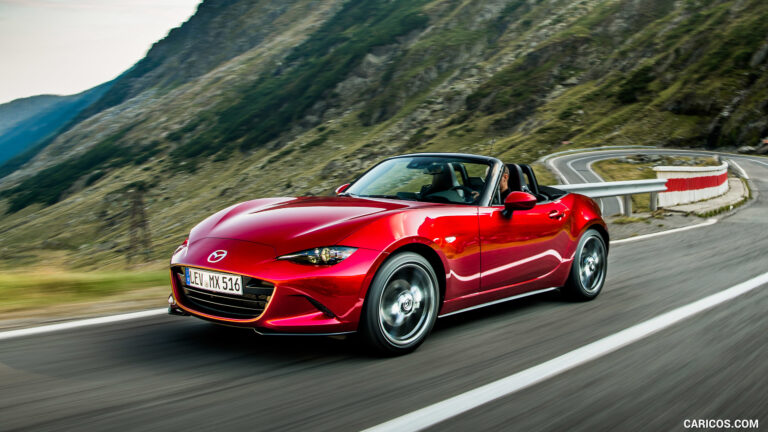 Sport Auto Zomerbandentest 2026 (205/45 R17): Nieuwe Bridgestone Potenza Sport evo Domineert op de Mazda MX-5, Firestone Krijgt Veiligheidsstraf