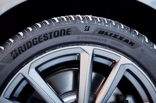Bridgestone Blizzak 6 Miniatuur 1920x1280