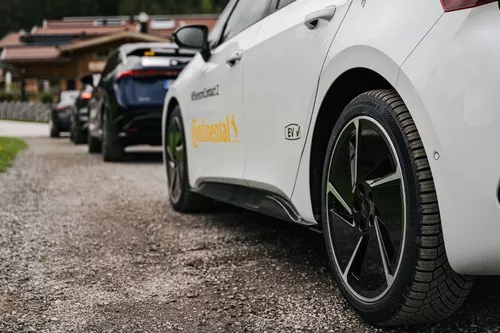 Continental AllSeasonContact 2 Miniatuur 1920x1280