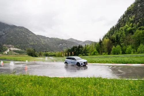 Continental AllSeasonContact 2 Miniatuur 1920x1280