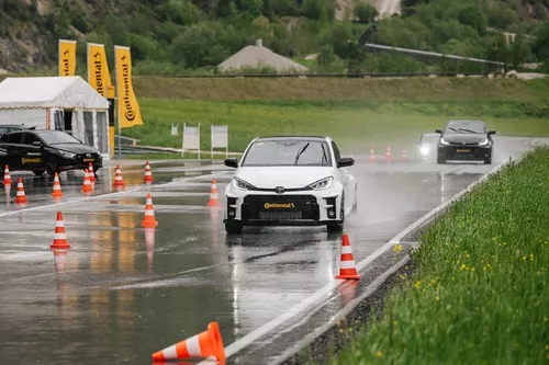 Continental AllSeasonContact 2 Miniatuur 1920x1280