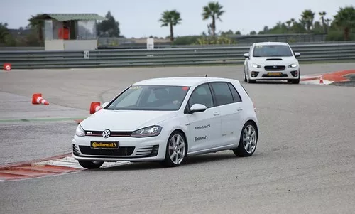 Continental ContiPremiumContact 5 Miniatuur 748x451