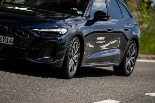 Michelin CrossClimate 3 Sport Miniatuur 2000x1333