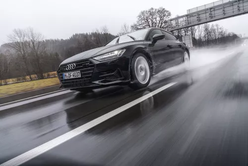 Nokian WR Snowproof P Miniatuur 1619x1080