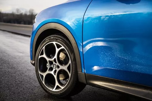 Pirelli Cinturato All Season SF3 Miniatuur 3840x2560